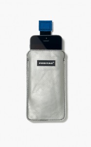 121129_iPHONE5SLEEVES002